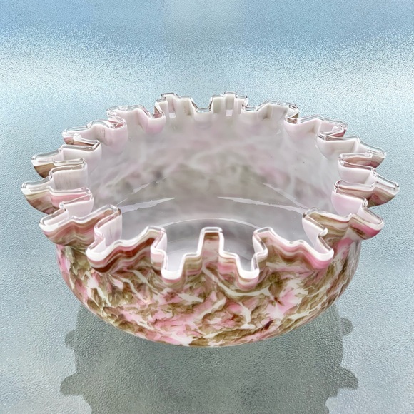 Ruffle Edge Pink and Brown Glass Centerpiece Bowl - Picture 1 of 8
